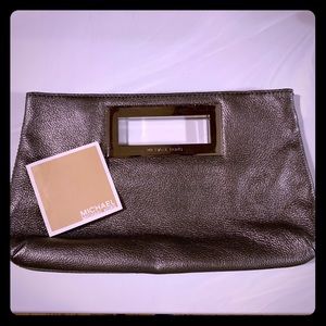 MK Michael Kors Berkley Clutch - silver